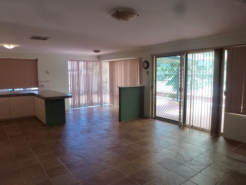 14/6 Heron Place, Maddington WA 6109