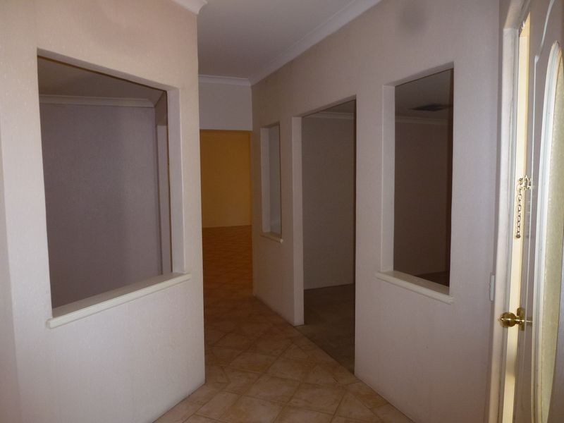 9 Rosewood Lane, Thornlie WA 6108