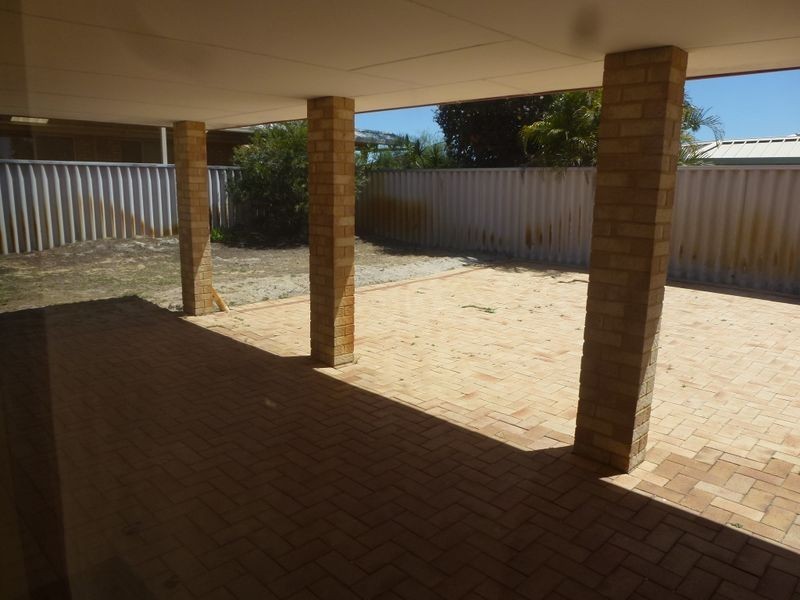 9 Rosewood Lane, Thornlie WA 6108