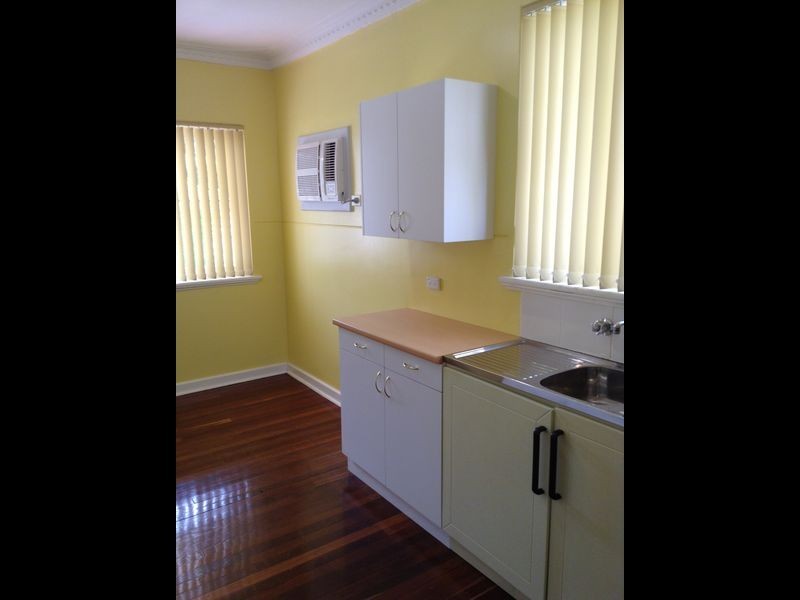 36 Berehaven Avenue, Thornlie WA 6108