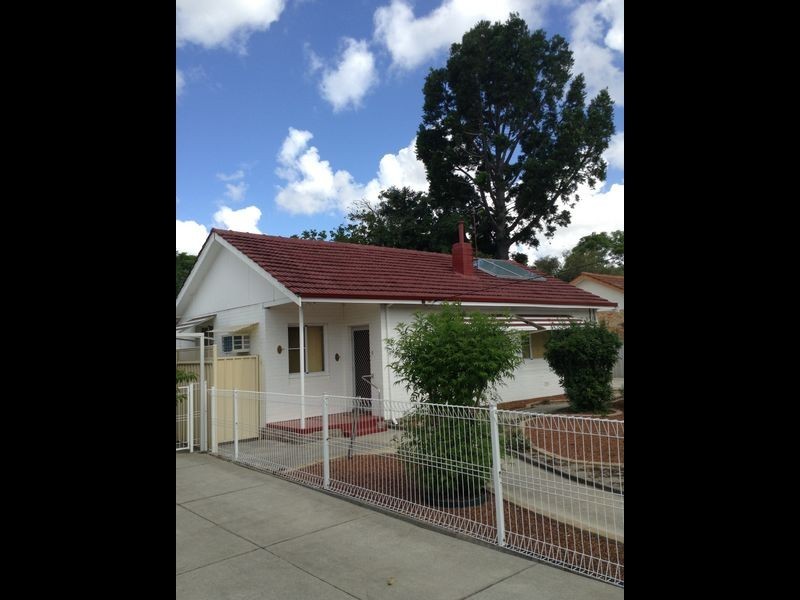 36 Berehaven Avenue, Thornlie WA 6108