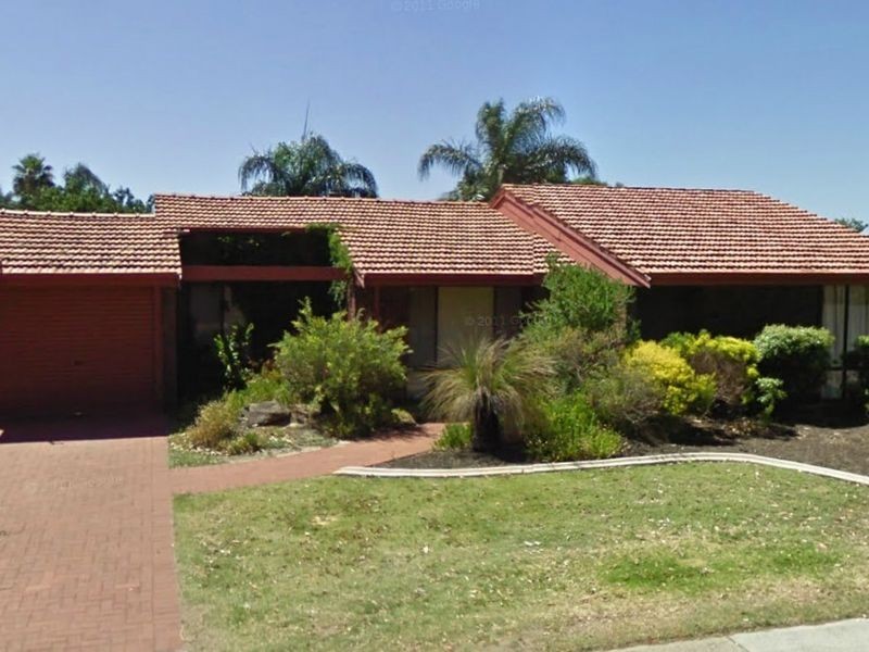 30 Burslem Drive, Thornlie WA 6108