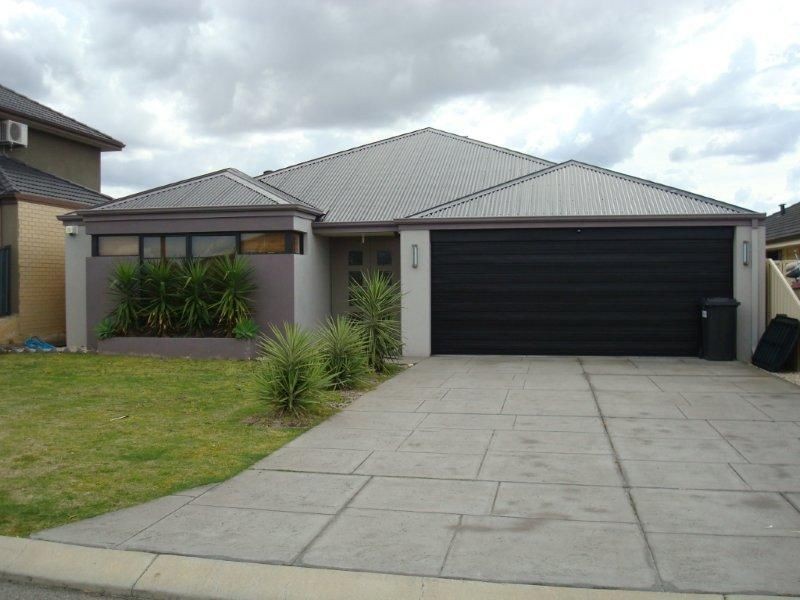 43 Bridge Road, Canning Vale WA 6155