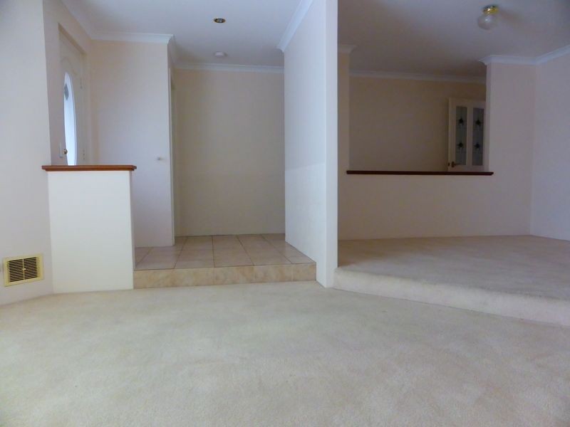 163 Forest Lakes Drive, Thornlie WA 6108