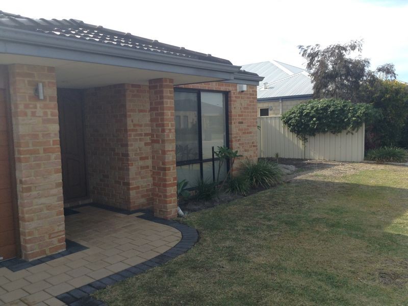 7 Blade Road, Canning Vale WA 6155