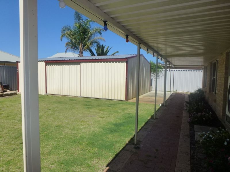 4 Thomasia Street, Huntingdale WA 6110