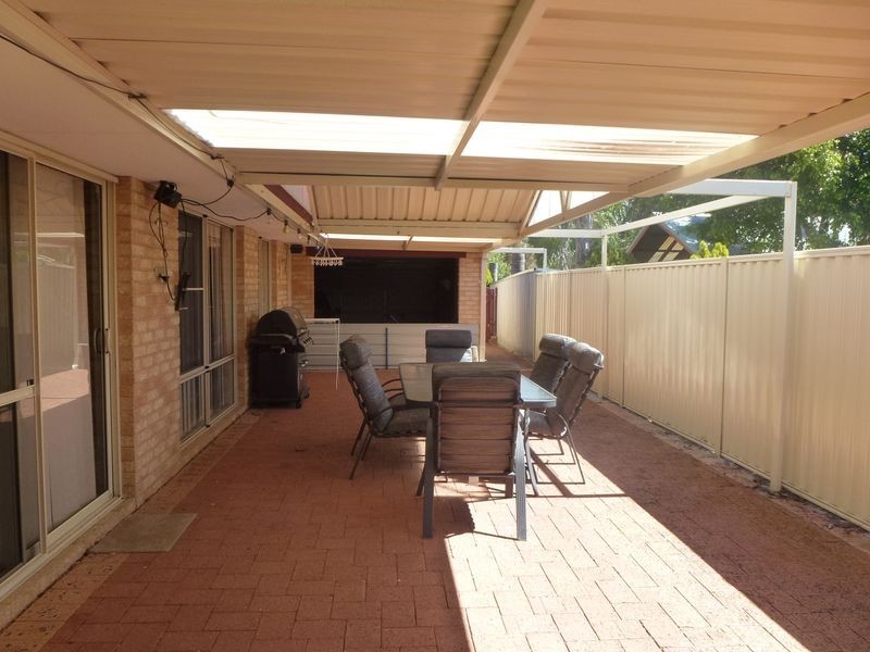 4 Thomasia Street, Huntingdale WA 6110