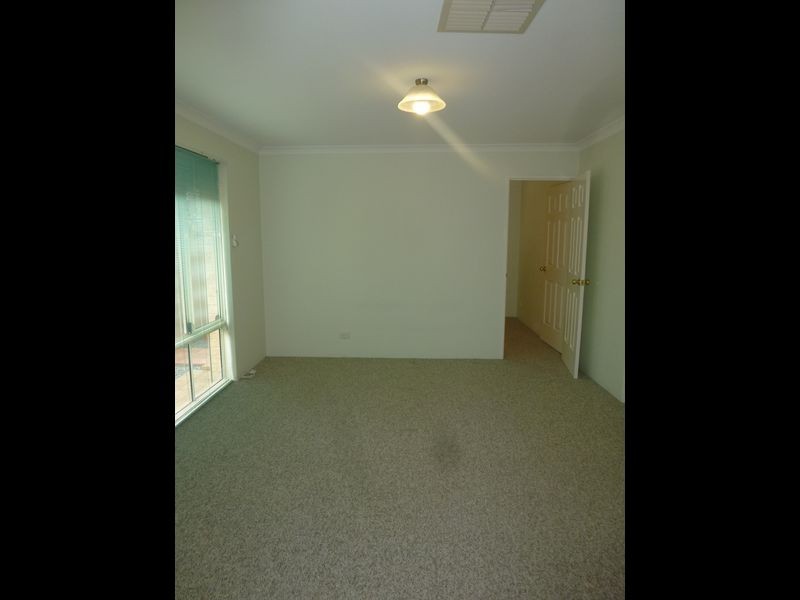 15 Burnside Terrace, Canning Vale WA 6155