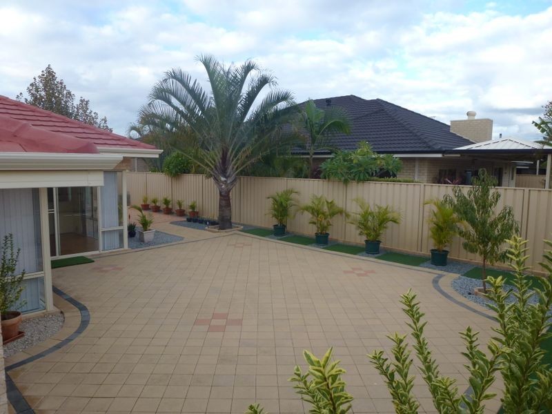 15 Burnside Terrace, Canning Vale WA 6155
