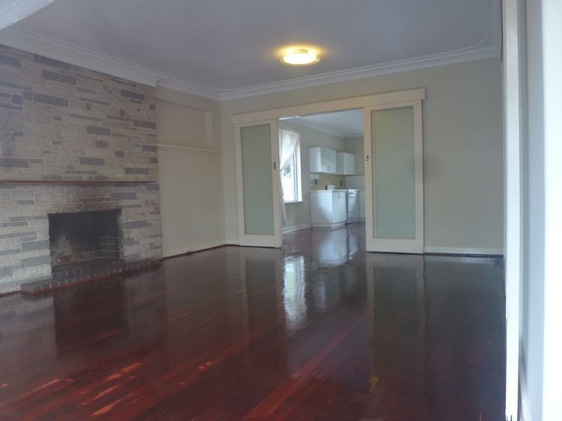 2 Coralie Court, Armadale WA 6112