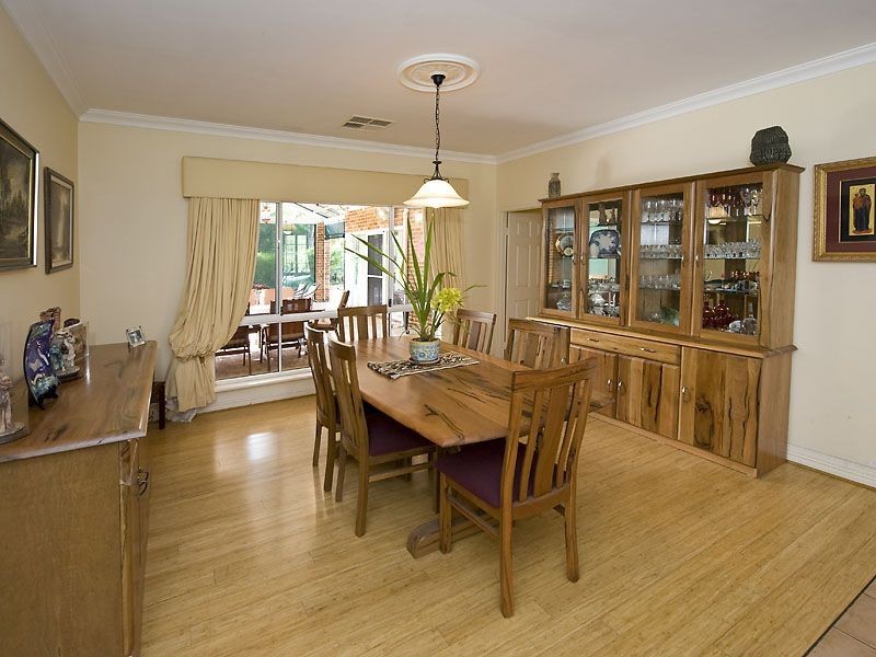 5 Owsten Court, Banjup WA 6164