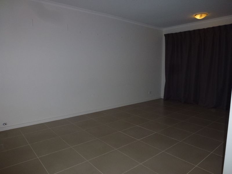 14 Grenadier Drive, Thornlie WA 6108