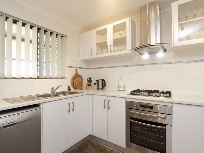 54 Lyrebird Way, Thornlie WA 6108