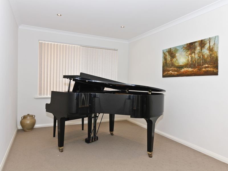 65 Clontarf Terrce, Canning Vale WA 6155
