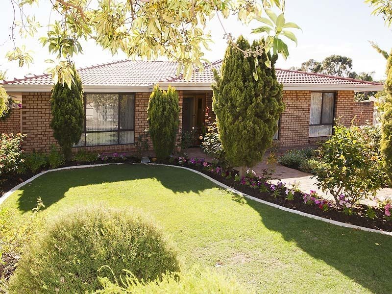 5 Castle Court, Thornlie WA 6108