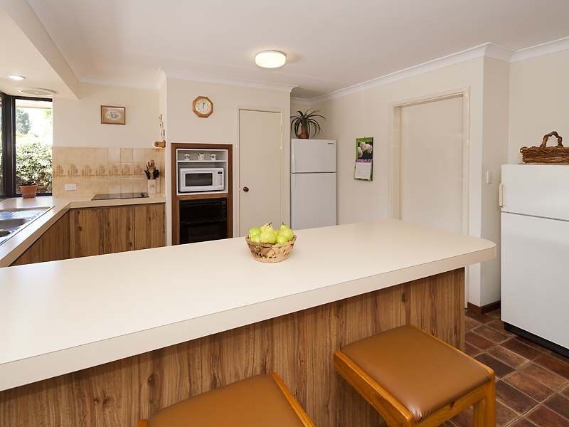 5 Castle Court, Thornlie WA 6108