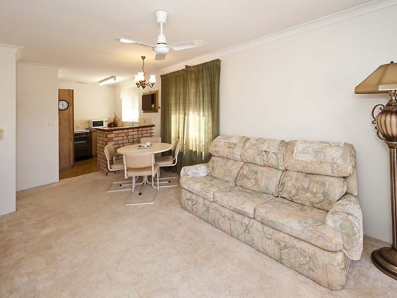 5 Castle Court, Thornlie WA 6108