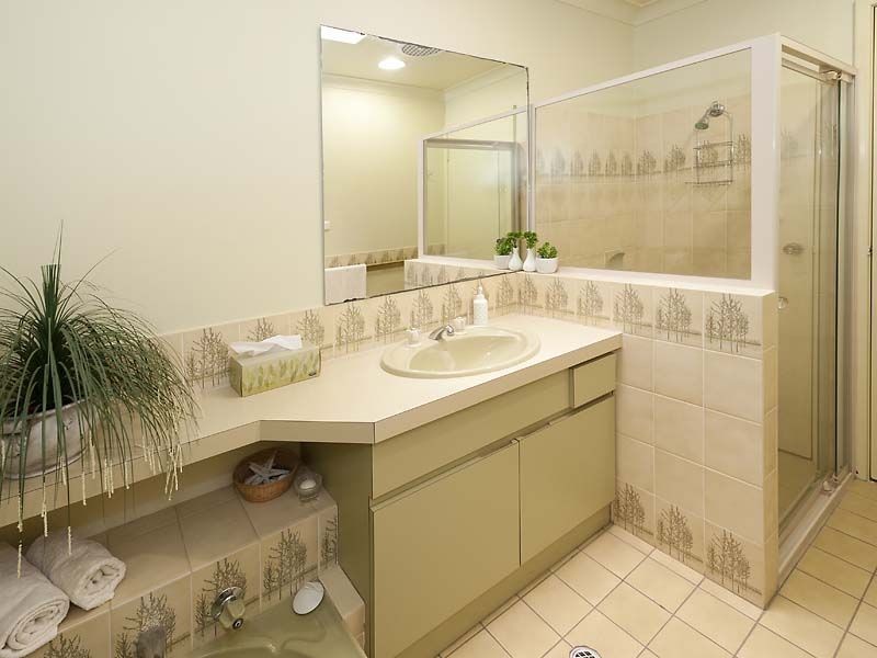 5 Castle Court, Thornlie WA 6108