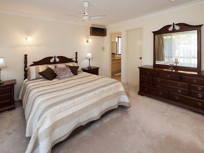 5 Castle Court, Thornlie WA 6108