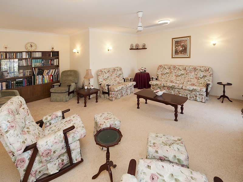 5 Castle Court, Thornlie WA 6108