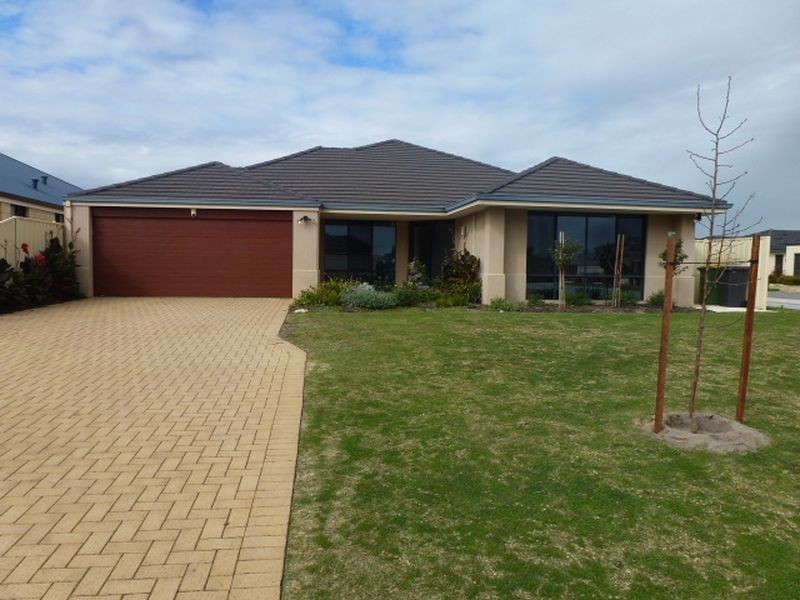 20 Ashdown Parade, Canning Vale WA 6155