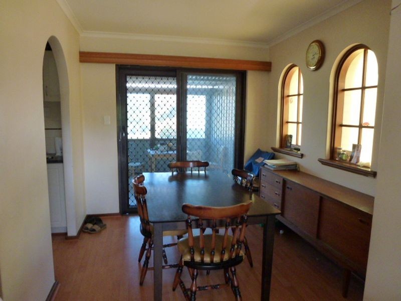 3 Iveston Road, Lynwood WA 6147