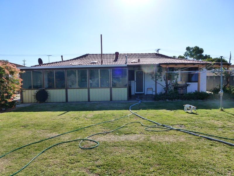 3 Iveston Road, Lynwood WA 6147