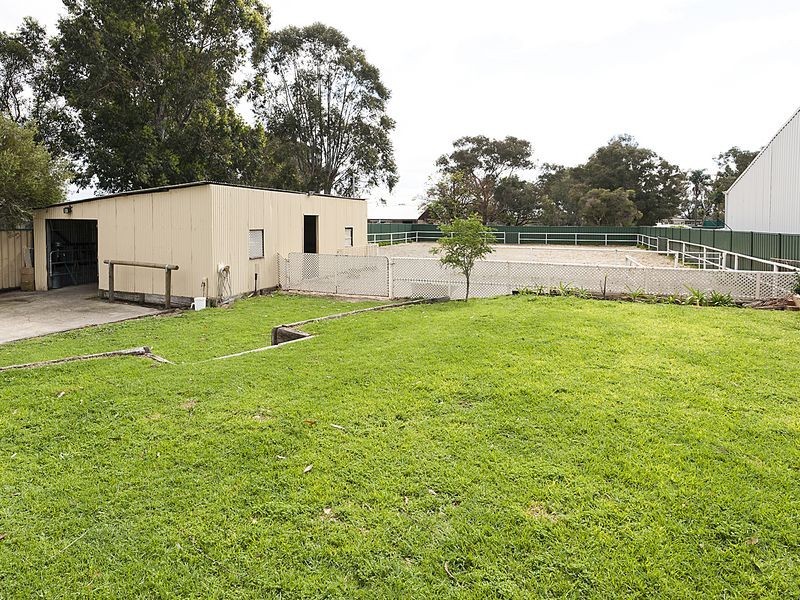 807 Armadale Road, Forrestdale WA 6112