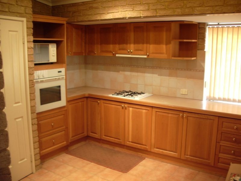 35 Waratah Boulevard, Canning Vale WA 6155