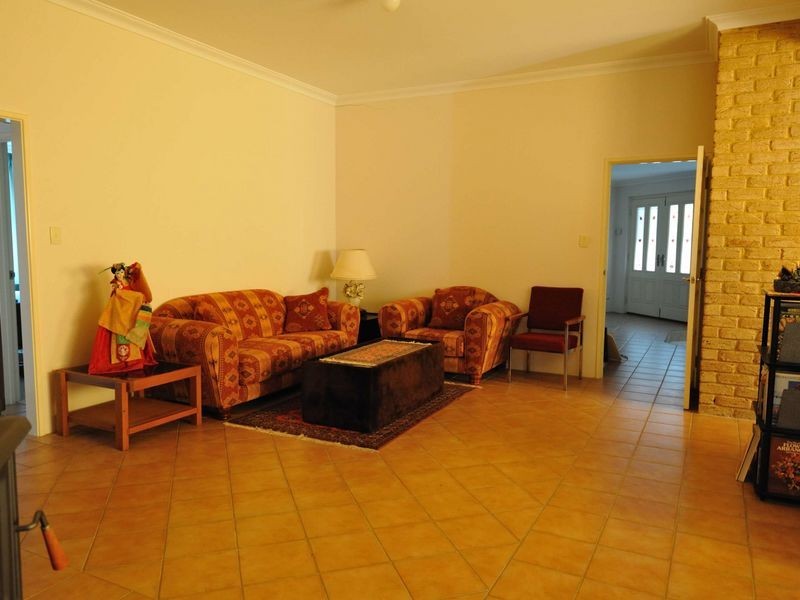 35 Waratah Boulevard, Canning Vale WA 6155