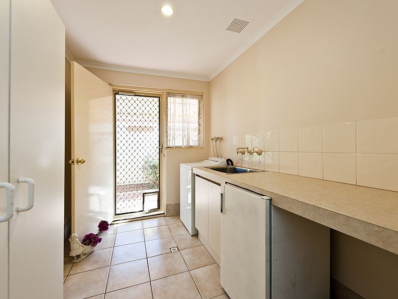 18 Capensia Way, Canning Vale WA 6155