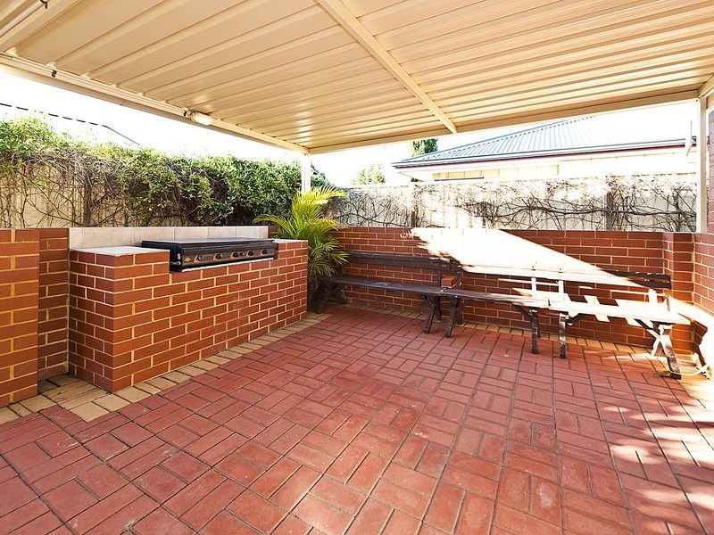 18 Capensia Way, Canning Vale WA 6155