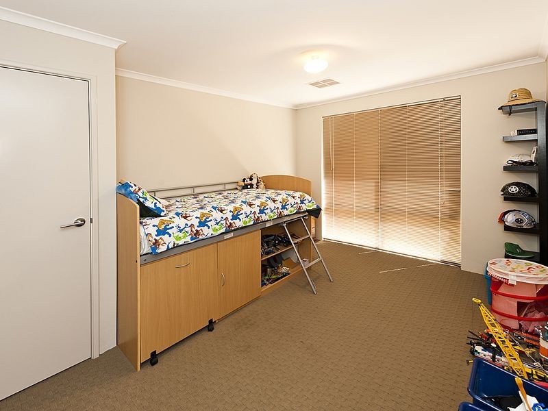25 The Bridgeway, Canning Vale WA 6155