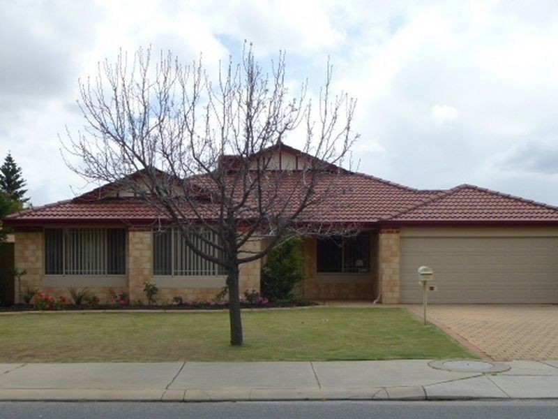 89 Campbell Road, Canning Vale WA 6155