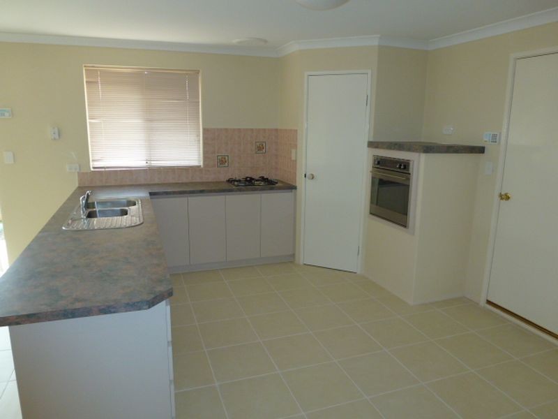 89 Campbell Road, Canning Vale WA 6155