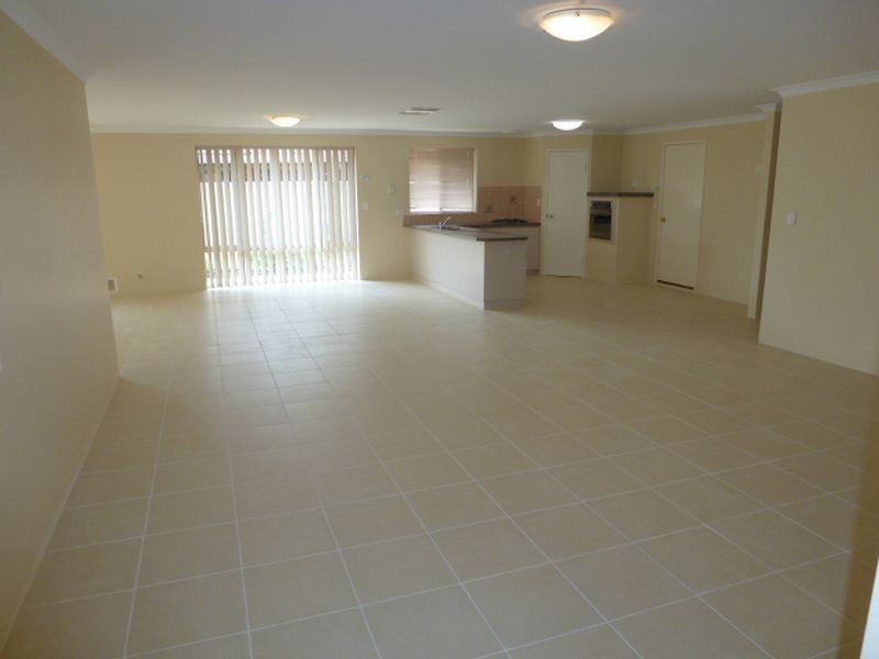 89 Campbell Road, Canning Vale WA 6155