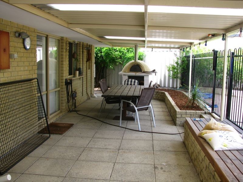 76 Anaconda Drive, Gosnells WA 6110