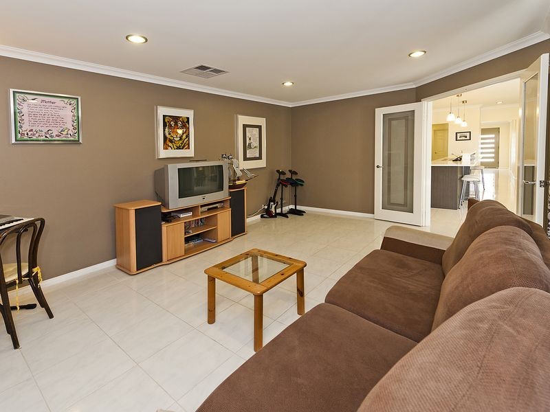 35 Shelduck Bend, Harrisdale WA 6112