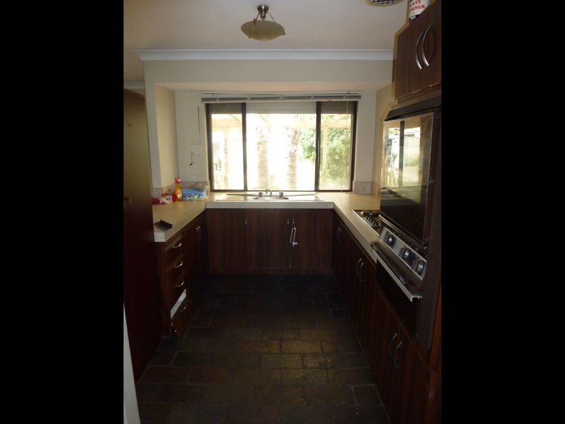 94 Chamberlain Street, Gosnells WA 6110
