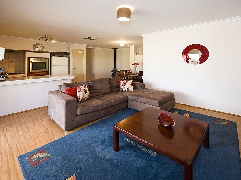 1 Skye Close, Camillo WA 6111
