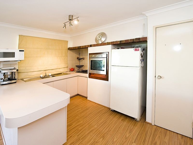 1 Skye Close, Camillo WA 6111