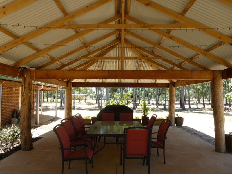 11 Lorenz Way, Oakford WA 6121