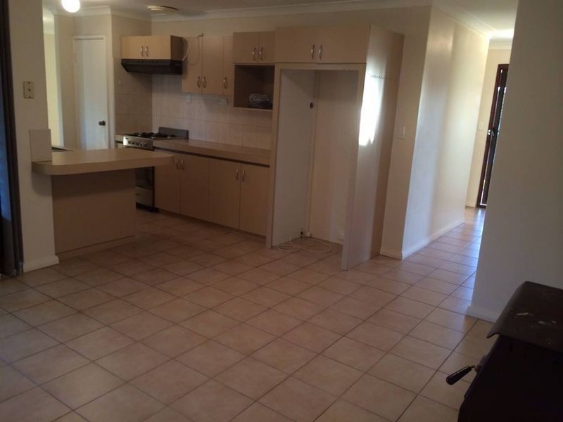 20 Mistletoe Drive, Huntingdale WA 6110