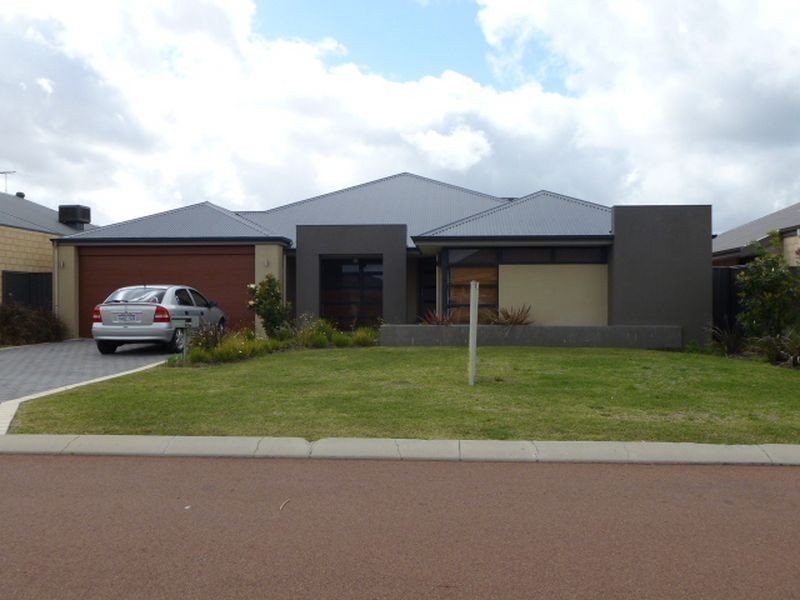 13 Mingara Avenue, Harrisdale WA 6112