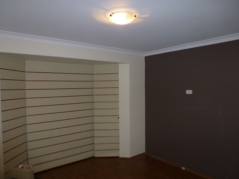 8 Songlark Place, Huntingdale WA 6110