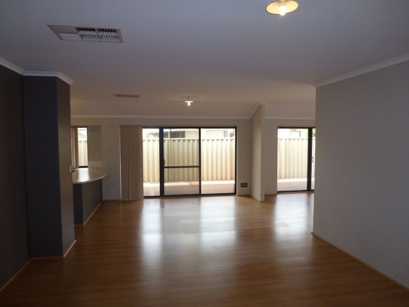 4 Casablanca Avenue, Southern River WA 6110