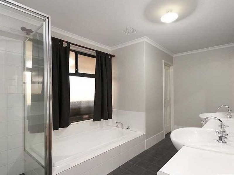 4 Casablanca Avenue, Southern River WA 6110