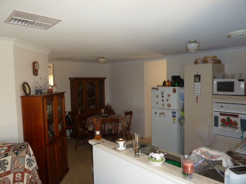 64/99 Stafford Road, Kenwick WA 6107