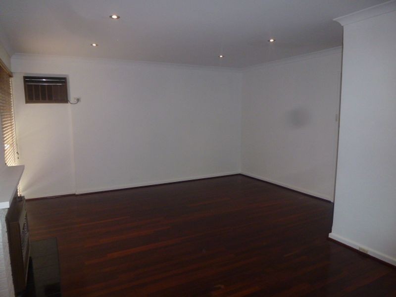 7 Kenmare Avenue, Thornlie WA 6108