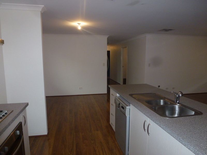 376 Warton Road, Southern River WA 6110